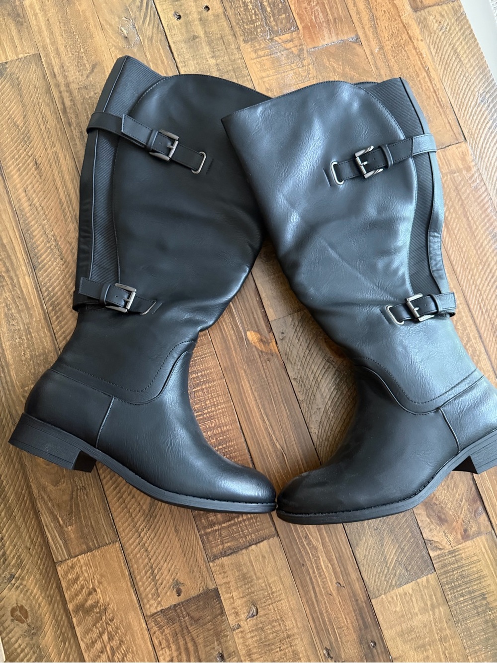 Wide calf Black Tall Riding Boots - Women's Classic Buckle Boots